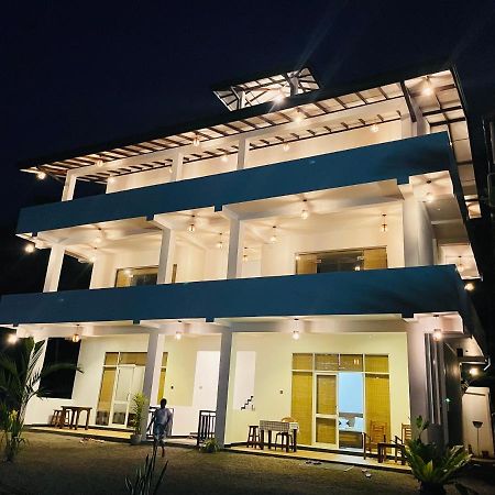 Dk Zur Einkehr Hotel Ahangama Exterior foto